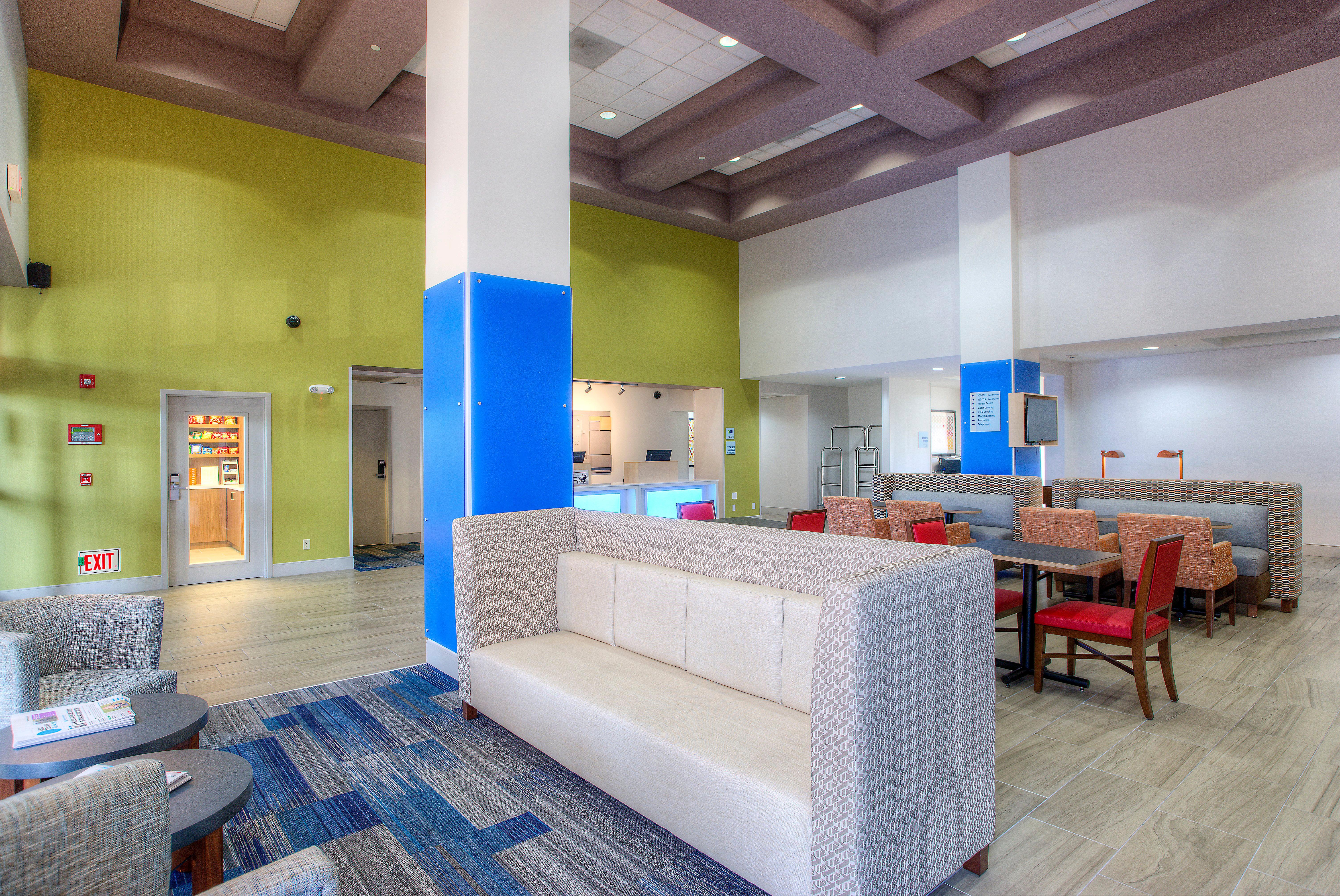 Holiday Inn Express Hotel & Suites Tempe By Ihg Exterior foto